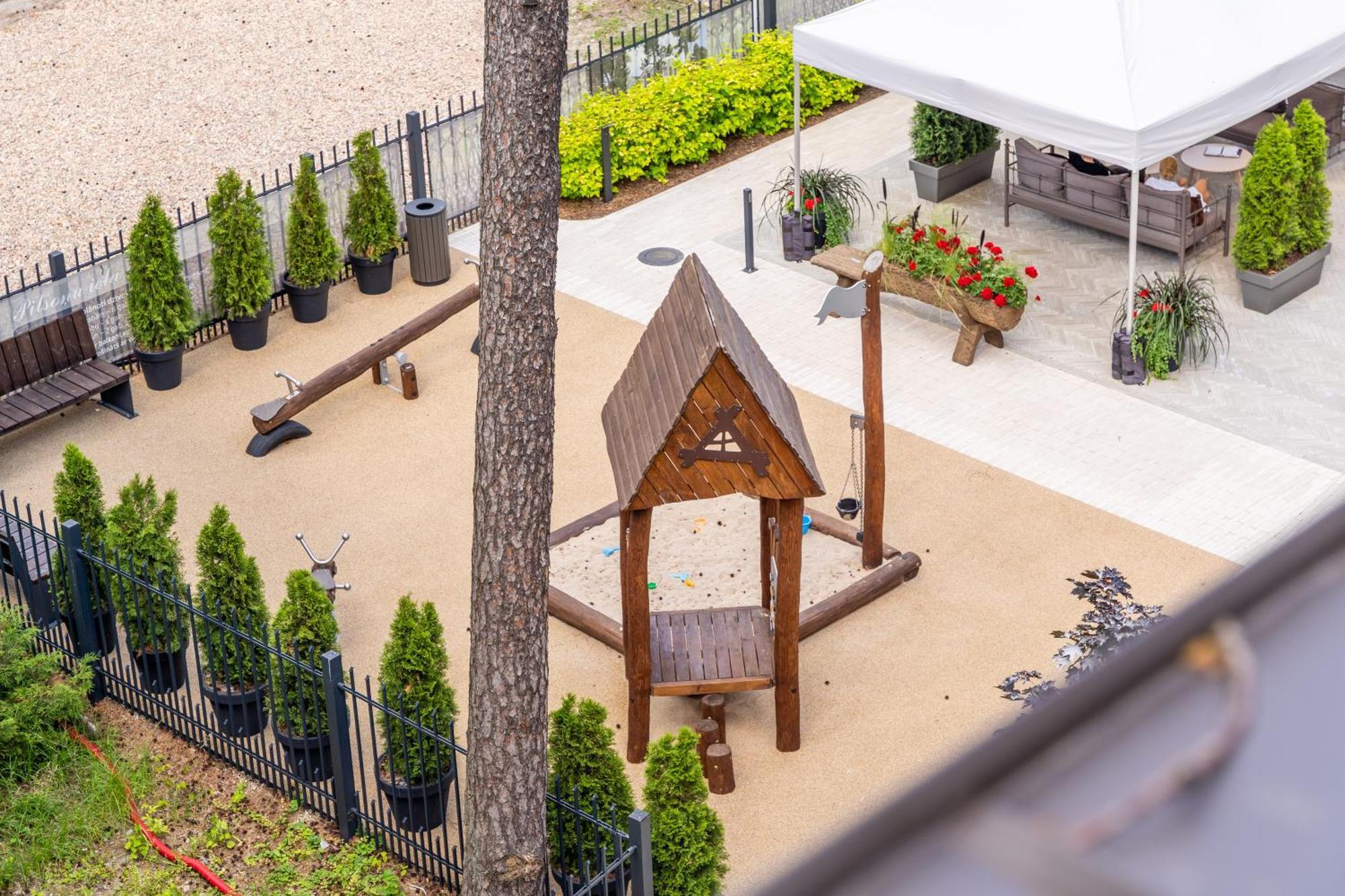 Stories Design Aparthotel Jūrkalne エクステリア 写真
