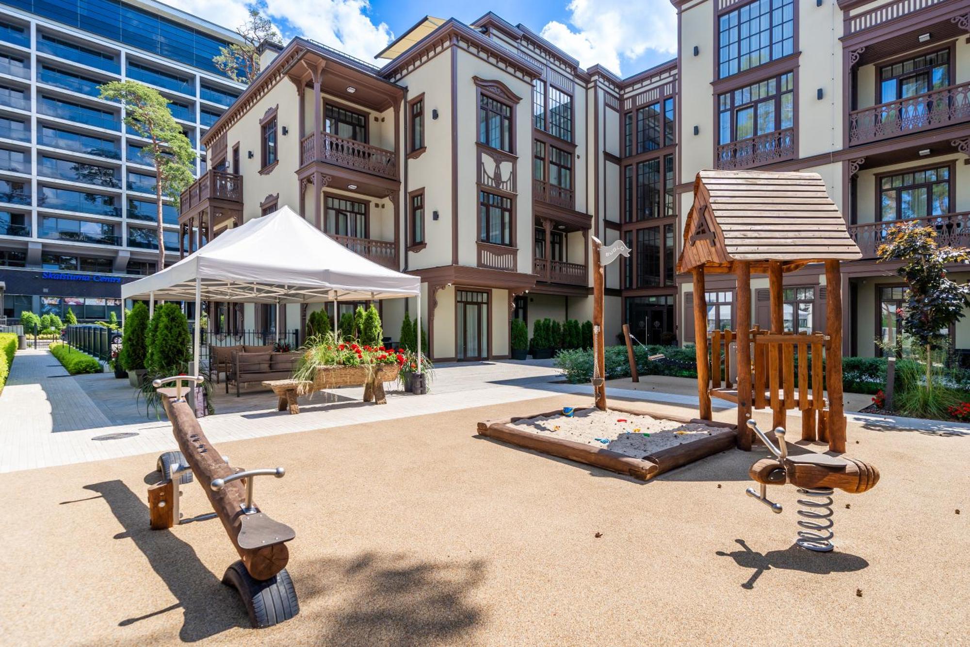 Stories Design Aparthotel Jūrkalne エクステリア 写真